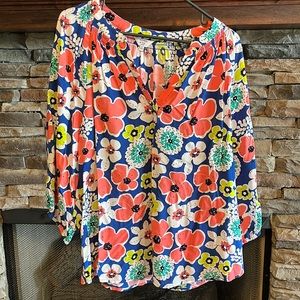 Crown and Ivy dress shirt. Casual or dressy!